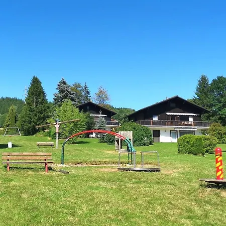 Traumhafter Bayerischer Wald - Am Badesee Apartament